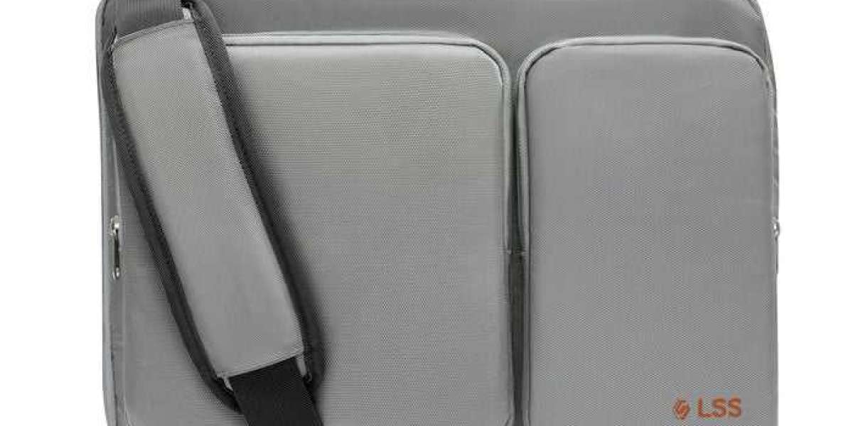 How to Choose the Right Laptop Sleeve with Shoulder Strap