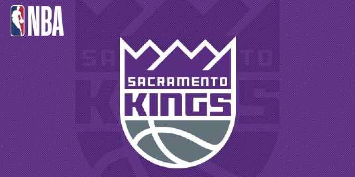 Sacramento Kings sign Deonte Burton to a contract