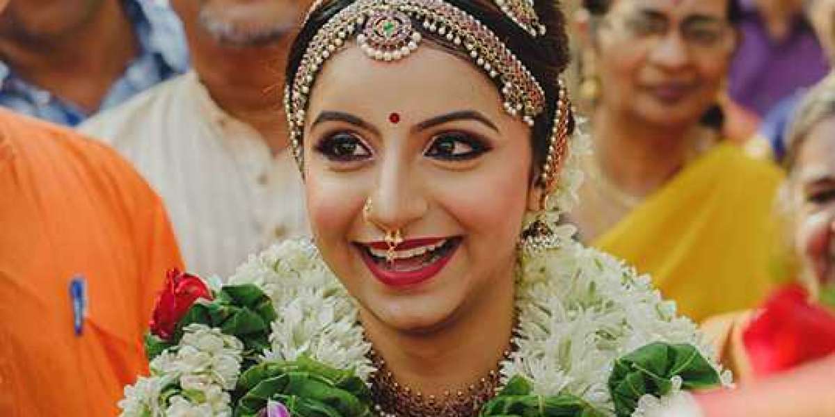 Bridal Makeup Mastery: Mumbai's Trusted Artist Reveals Secrets