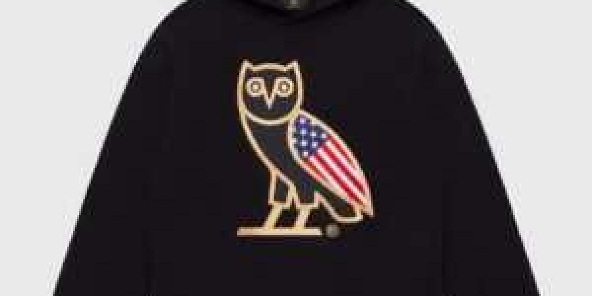 Exploring OVO Clothing and the Exclusive OVO x UofT Collaboration