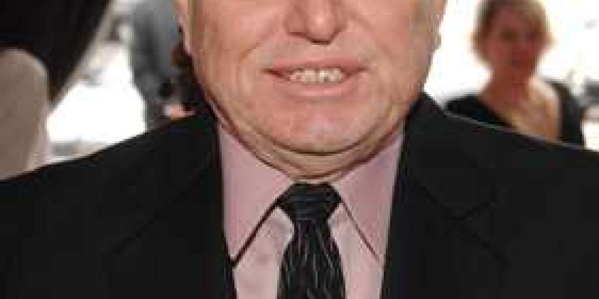 What is Jerry Mathers' Net Worth? The Actor's Earnings Revealed